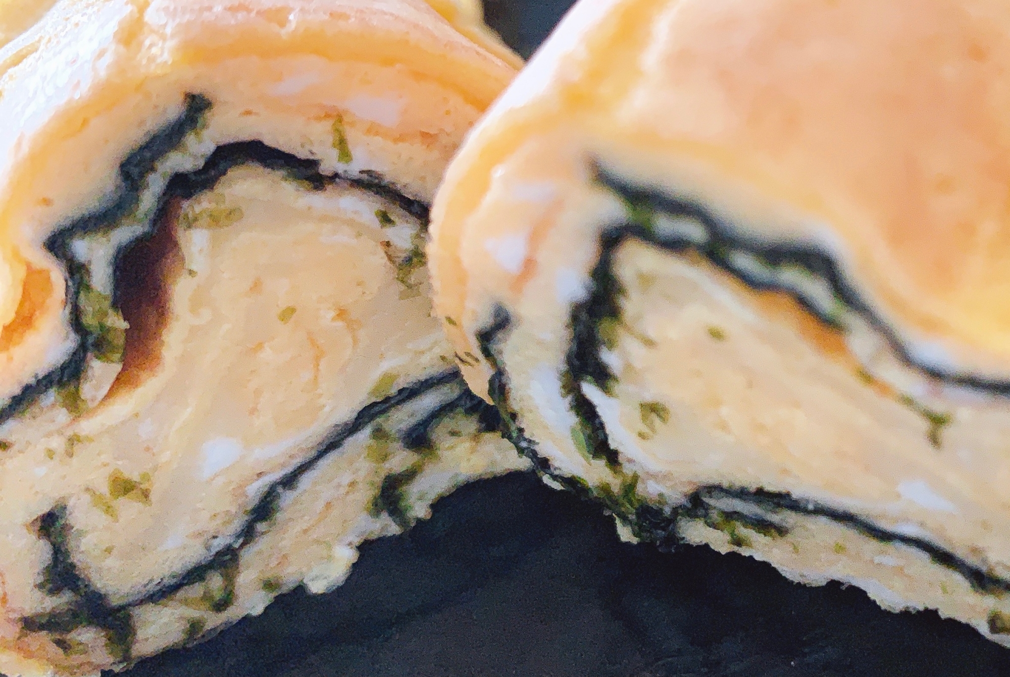 チーズと二重丸の海苔の卵焼き