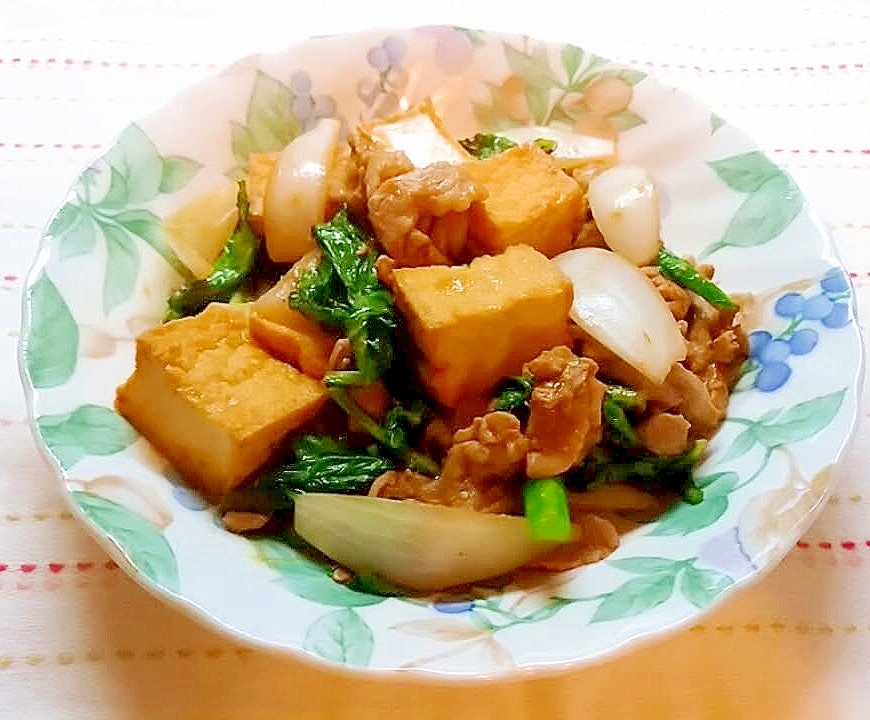 厚揚げと小松菜と豚肉の生姜味噌炒め