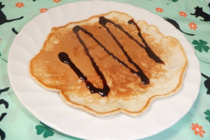 月のおとさん、はいさい♪
メープルシロップの代わりにチョコシロップをかけました。
バナナの風味が良くてとても美味しかったです♪
ご馳走様でした。