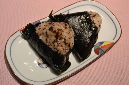 昆布の佃煮を最初から混ぜると、味が馴染んで美味しいですね☆
かつお節の風味もいいですね (^_^)
旦那のお弁当に入れましたが、大好評でした♥
ごちそう様です♪