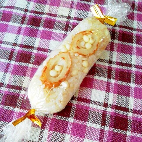 ちくわの天ぷら味おにぎり レシピ・作り方 by mama^^papa - 楽天レシピ