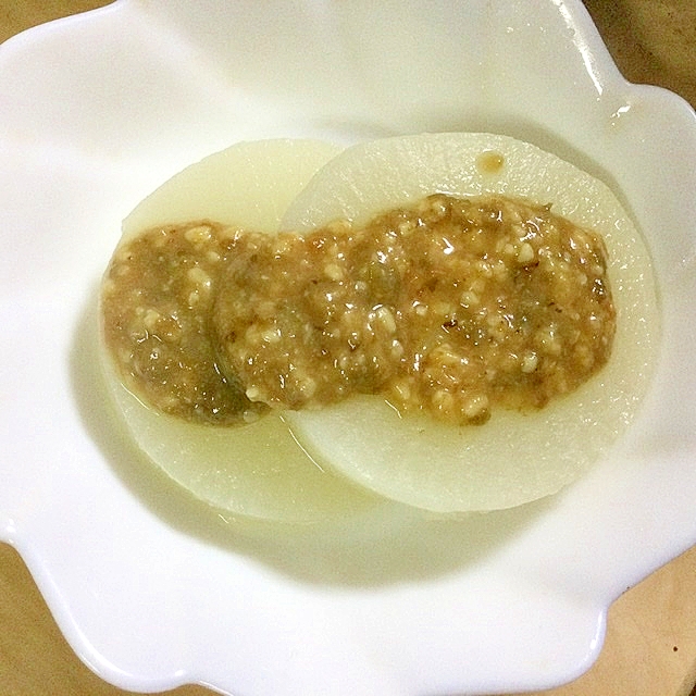 柚子胡椒味噌の風呂吹き大根