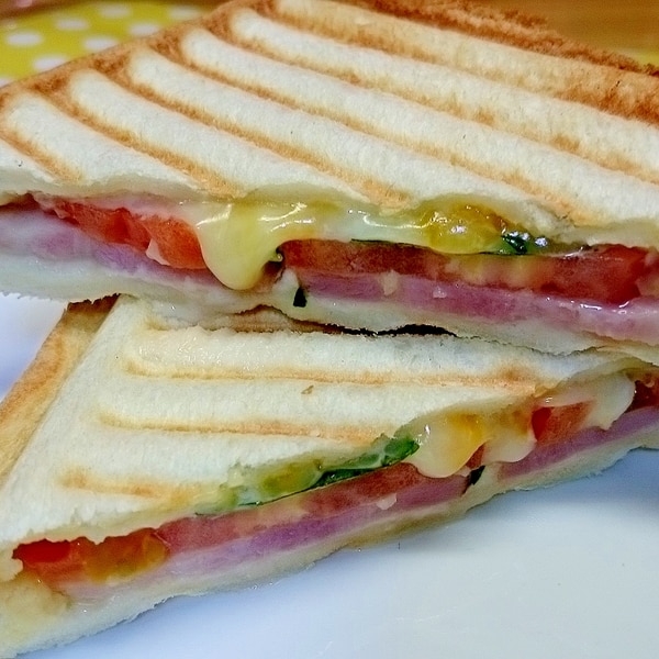ホットサンド ベーコン トマト レシピ 作り方 By 不二子ちゃん2号 楽天レシピ ホットサンド ベーコン トマト レシピ 作り方 By 不二子ちゃん2号 楽天レシピ