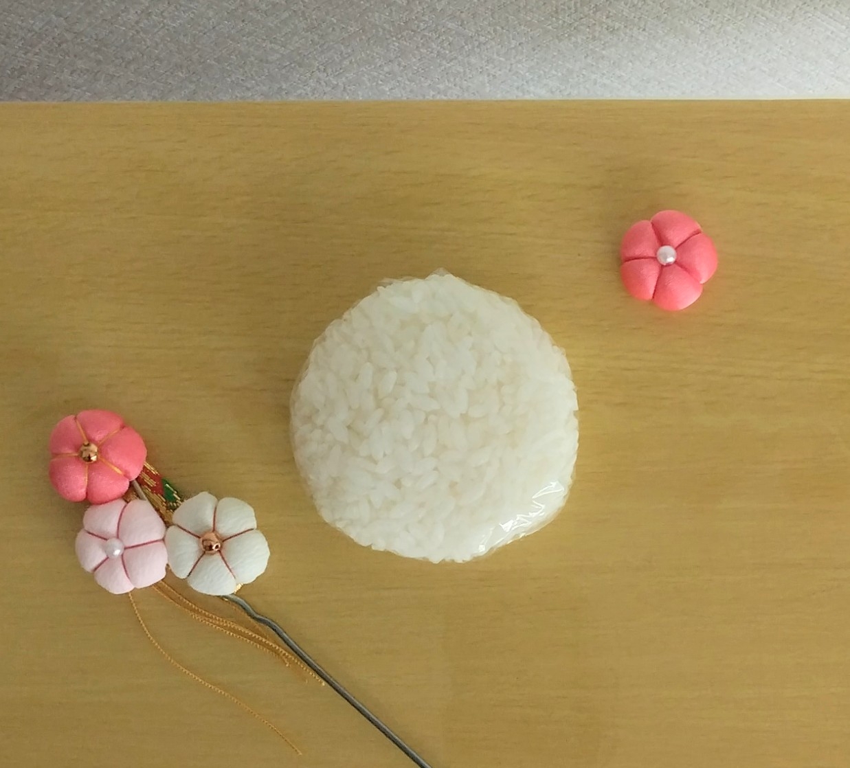 小さいおにぎり⭕さきイカのピリ辛マヨネーズ仕立て✨