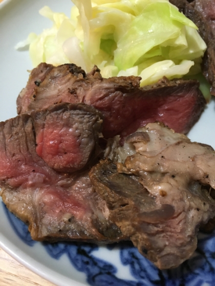 お肉が肩肉 
油が入りすぎ〜
でも美味しいメインとなりました！