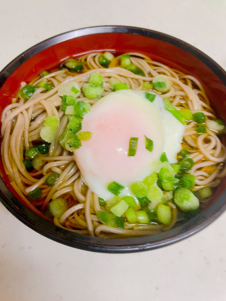 冷やし蕎麦、どーぞ❗️栄養満点