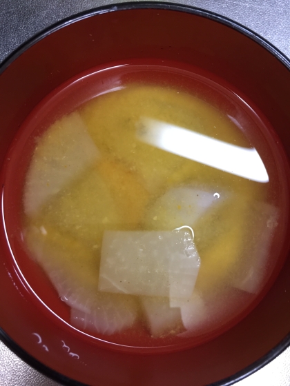 具が沈んで見えにくいですがたくさん入ってます(^^)食べ応えのある美味しいお味噌汁が作れました♪ご馳走様でした。素敵なレシピありがとうございました(^_^*)