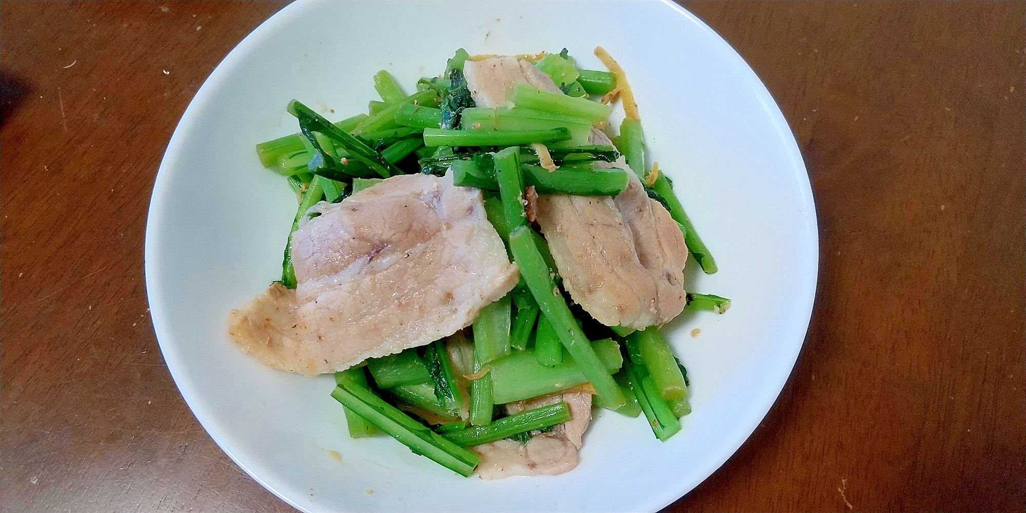 かぶの葉と豚バラの煮物