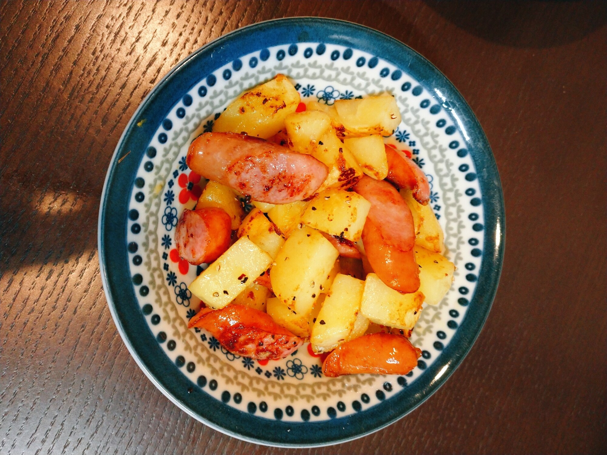 簡単おいしい ポテト ウインナー炒め レシピ 作り方 By まなみん0323 楽天レシピ