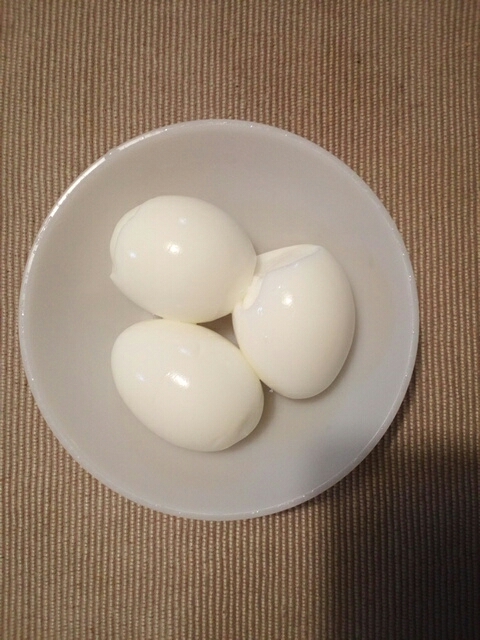殻が簡単に剥けるゆで卵の作り方