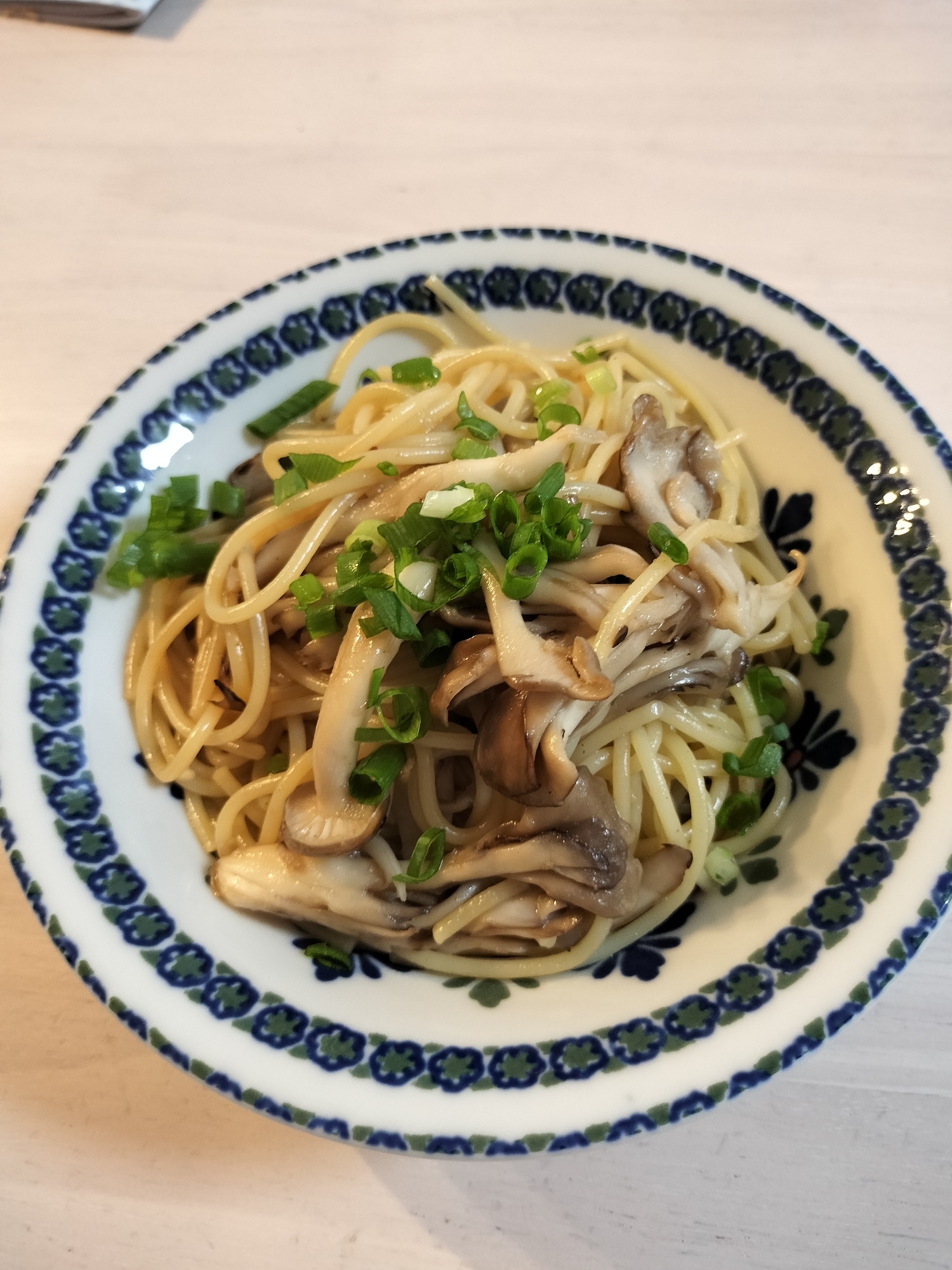 きのこのガーリック和風パスタ