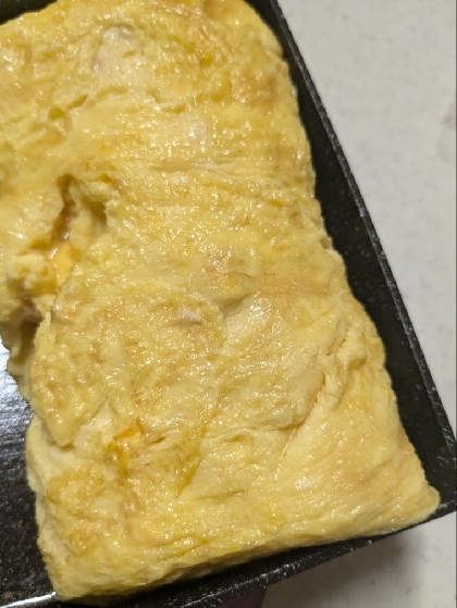 簡単おいしい！バター風味の甘い卵焼き