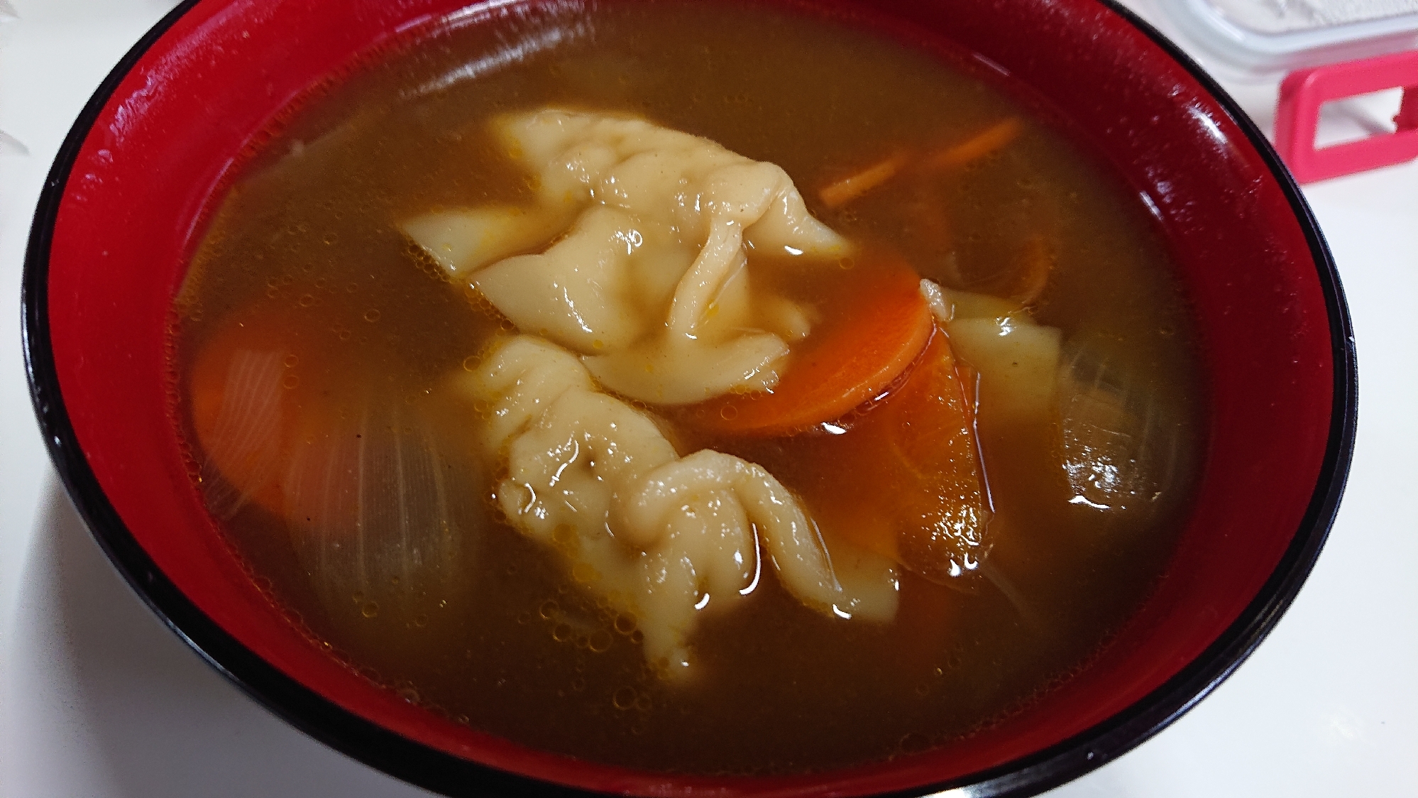 水餃子入りカレースープ＊