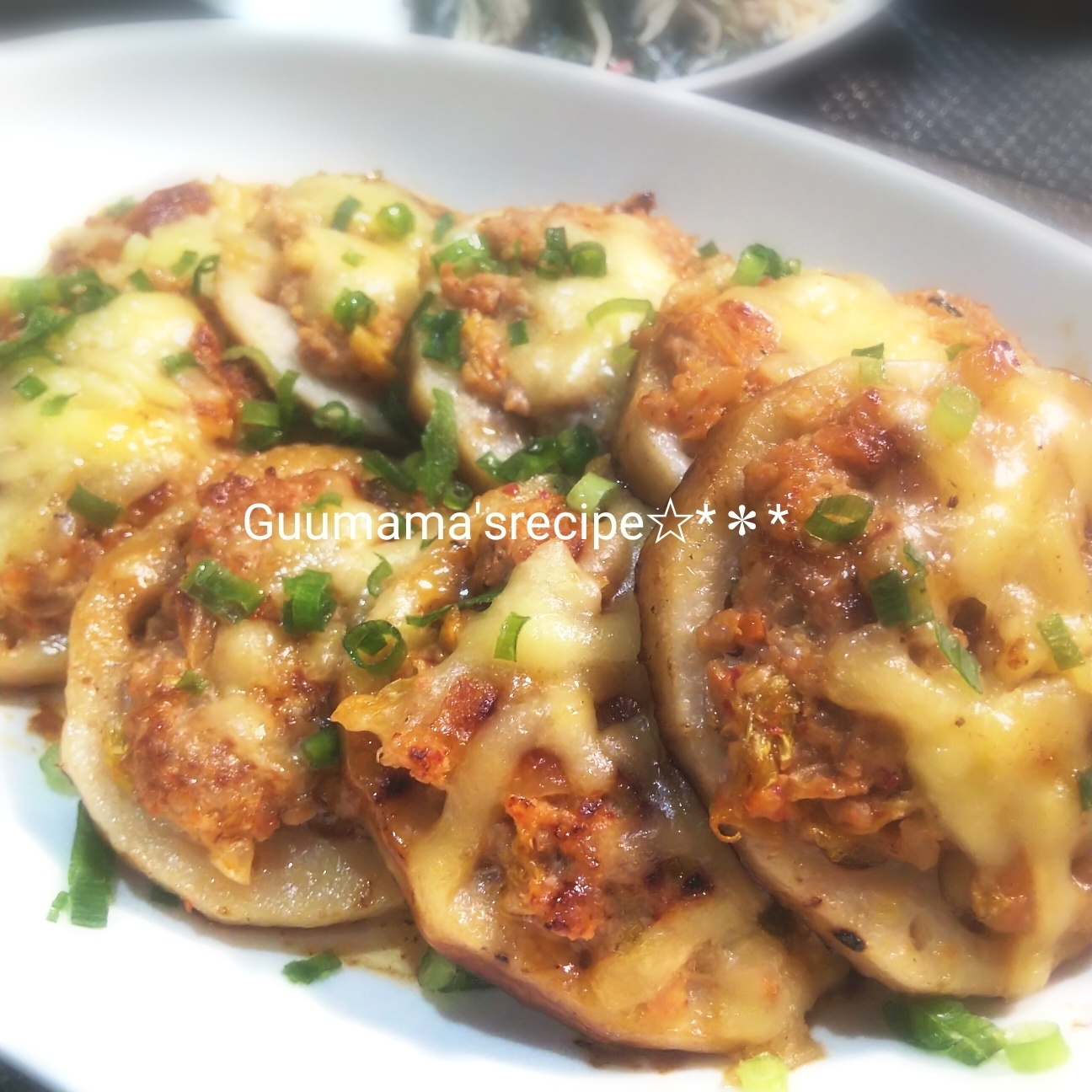 味付け不要♡とろりんチーズ♡れんこんの豚キムチ乗せ