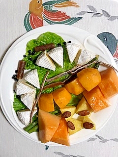 カマンベールチーズ 柿のおつまみサラダ レシピ 作り方 By 2727椿 楽天レシピ