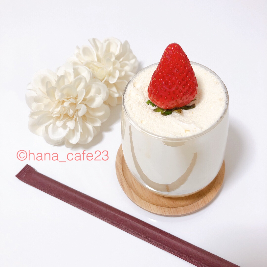 【1人分】イチゴ添え♡「コップ」レアチーズケーキ