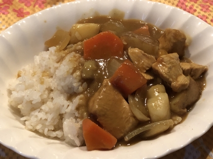 柿を入れちゃったカレーライス