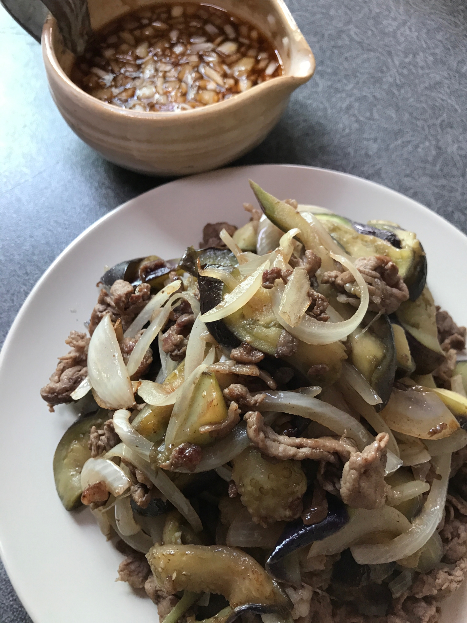 牛コマ肉と茄子炒め