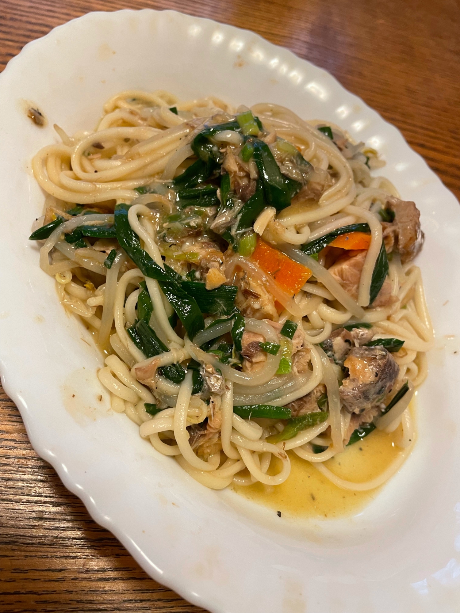 簡単！鯖缶入りちょっと変わった焼きうどん