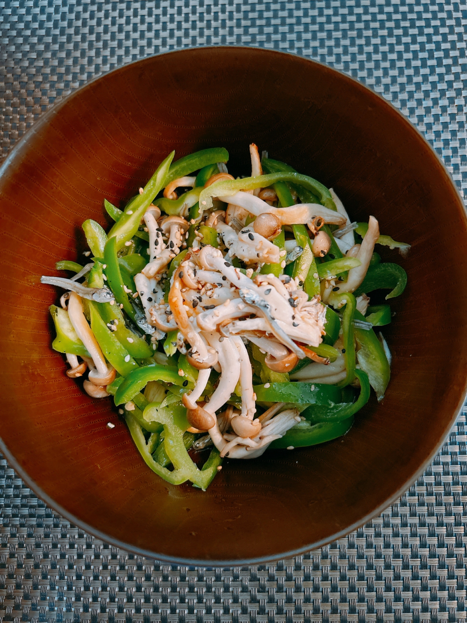 ピーマンときのこの和えサラダ