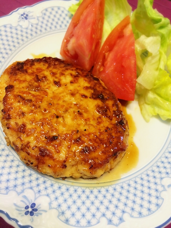 簡単ヘルシー★豆腐と鶏ひき肉のハンバーグ