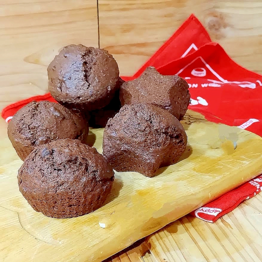 バレンタインにも♡しっとり濃厚チョコカップケーキ