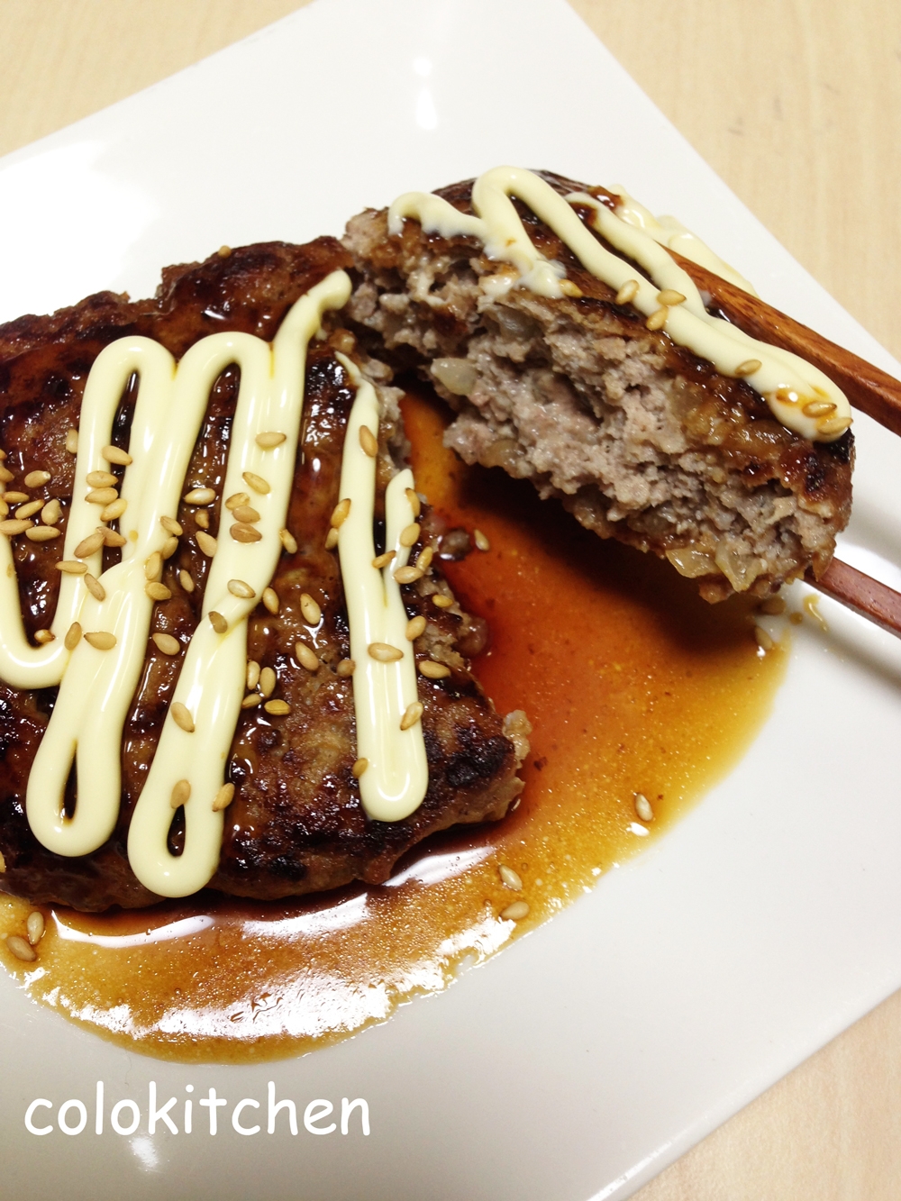 合い挽き肉で豆腐ハンバーグ〜照り焼きソース〜