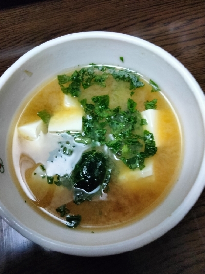 豆腐と水菜と小ねぎの味噌汁