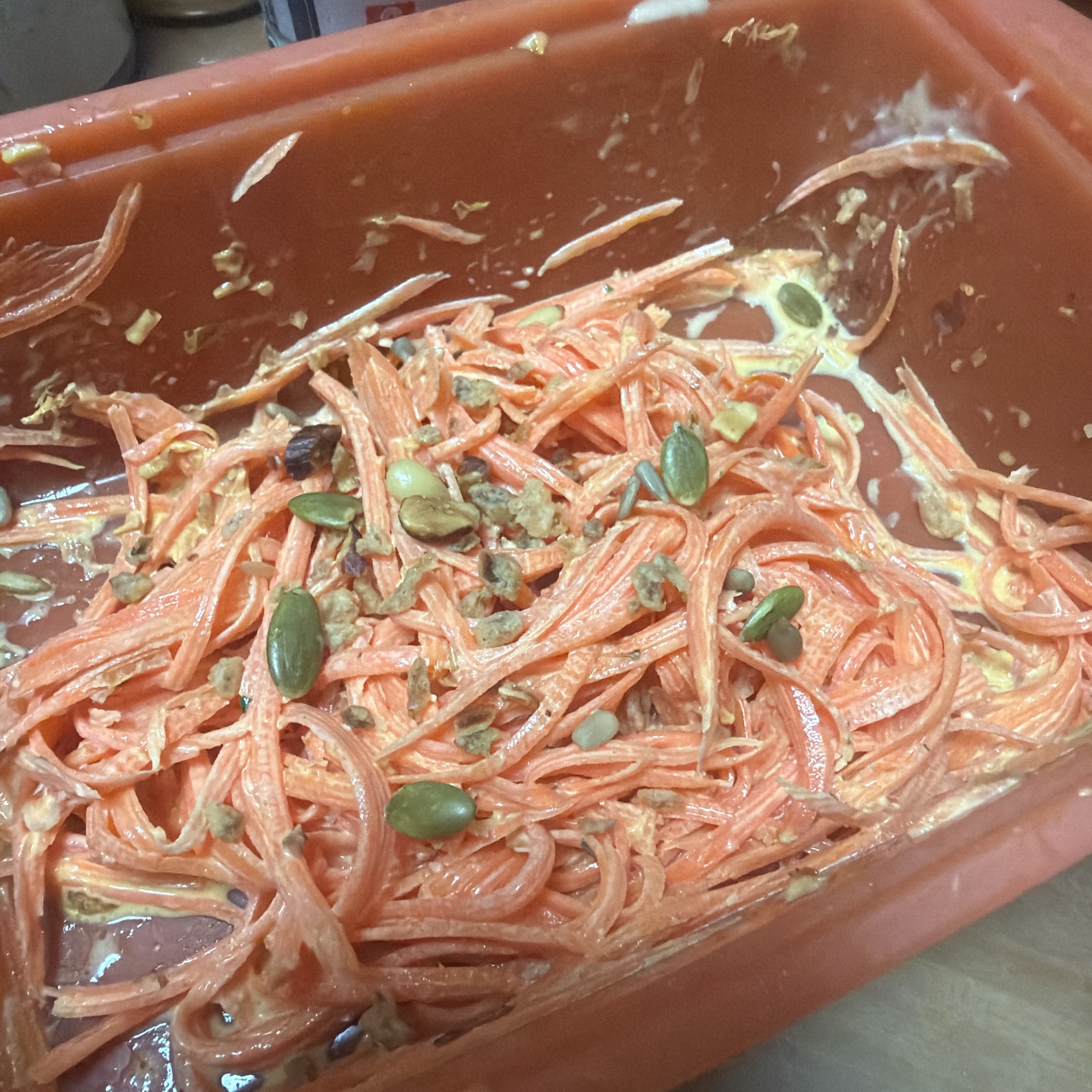 あと一品に！にんじんと鰹節のマヨサラダ