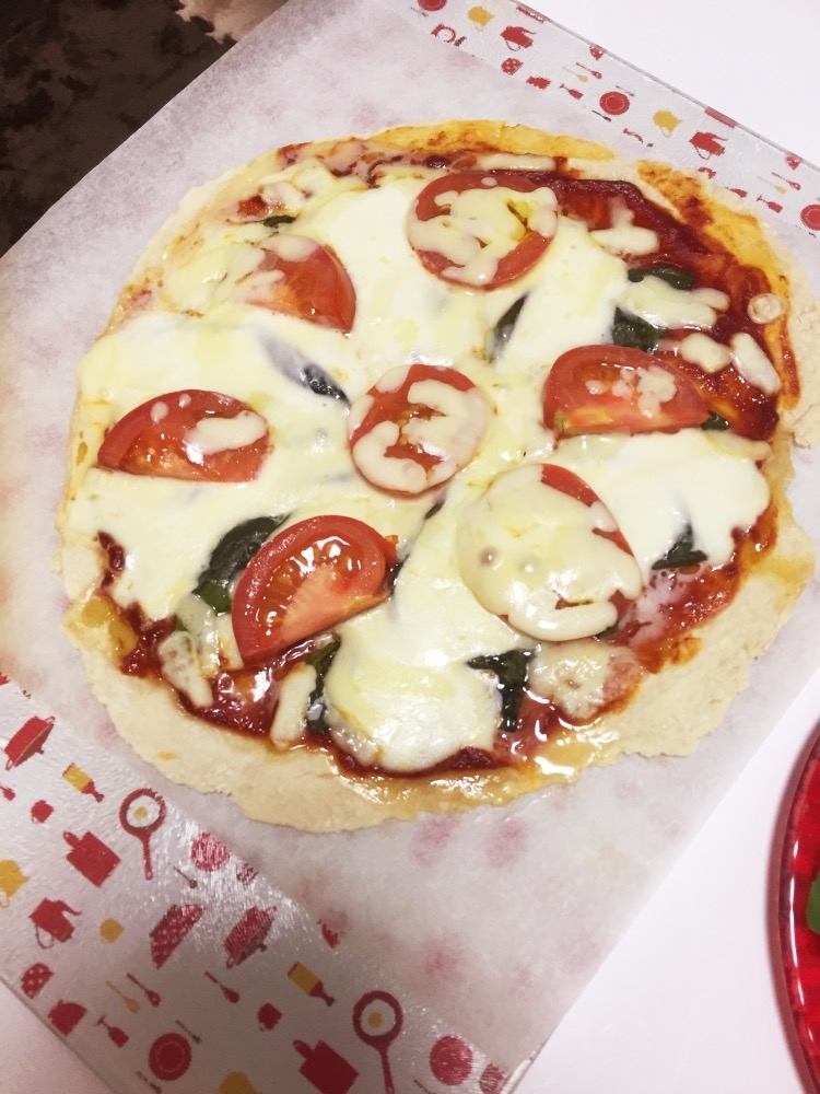 薄力粉だけで簡単！発酵なし！マルゲリータピザ