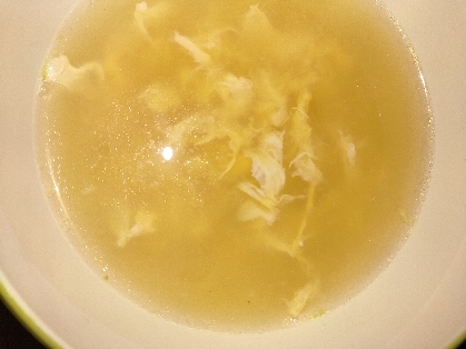 ふわふわ卵とわかめの中華スープ
