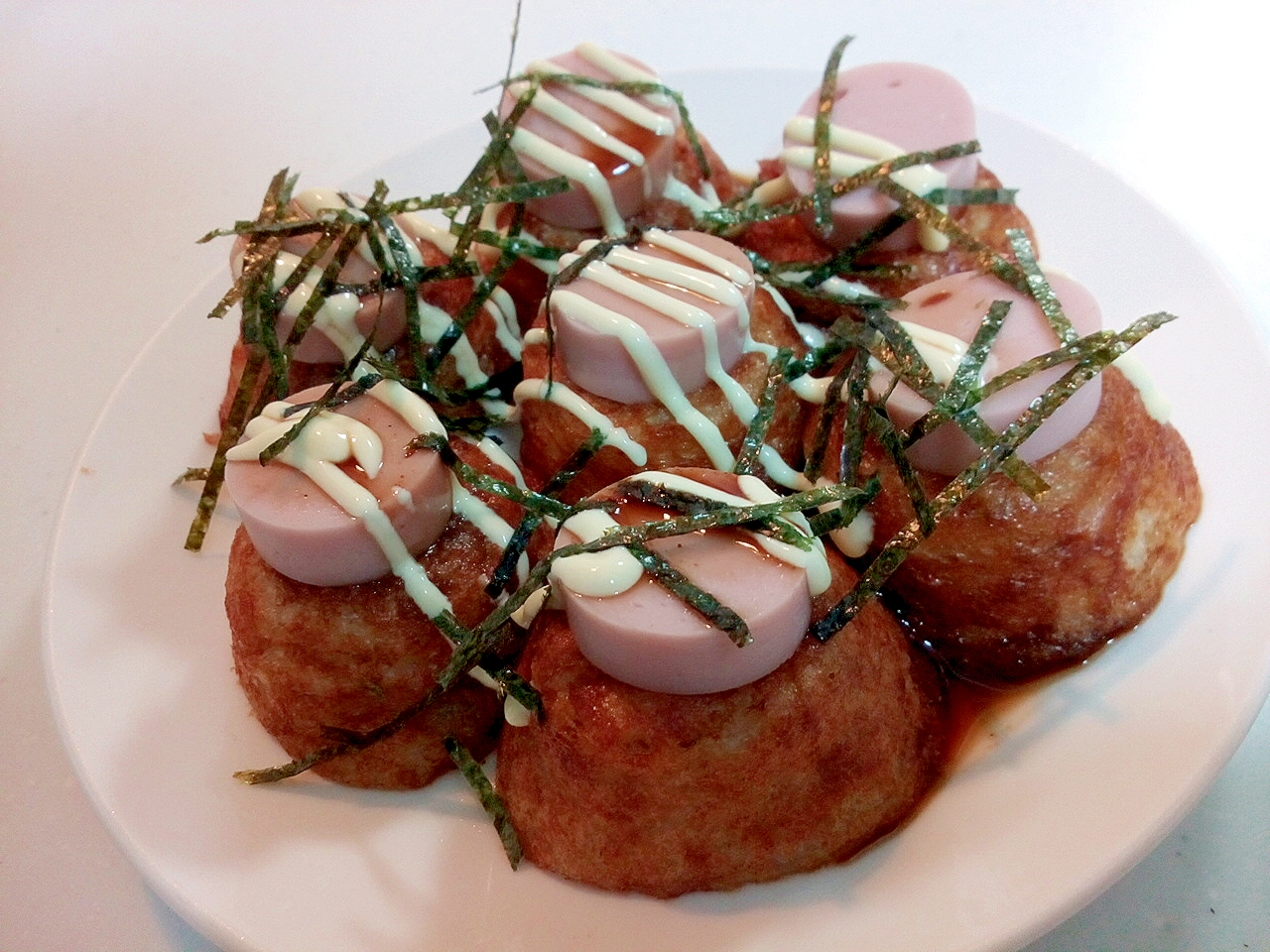 魚肉ソーセージときざみ海苔のたこ焼き