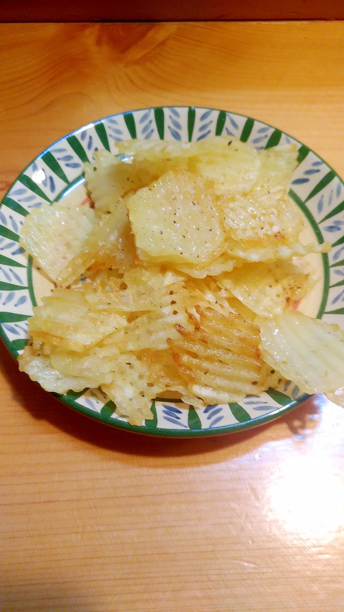 ののじワッフルピーラーで 揚げない ポテトチップス レシピ 作り方 By またたび 楽天レシピ