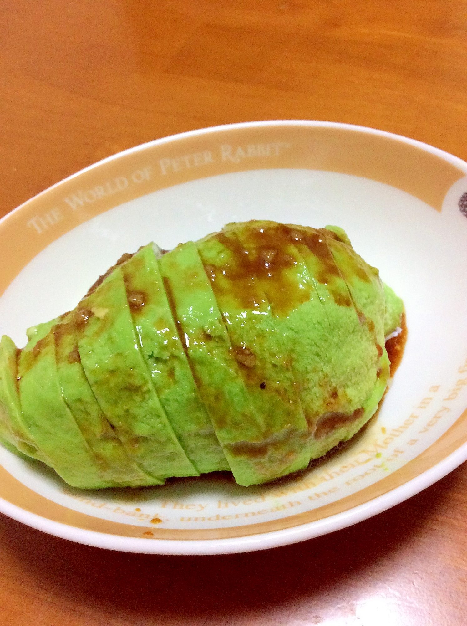 アボカドわさび醤油ドレッシングかけ