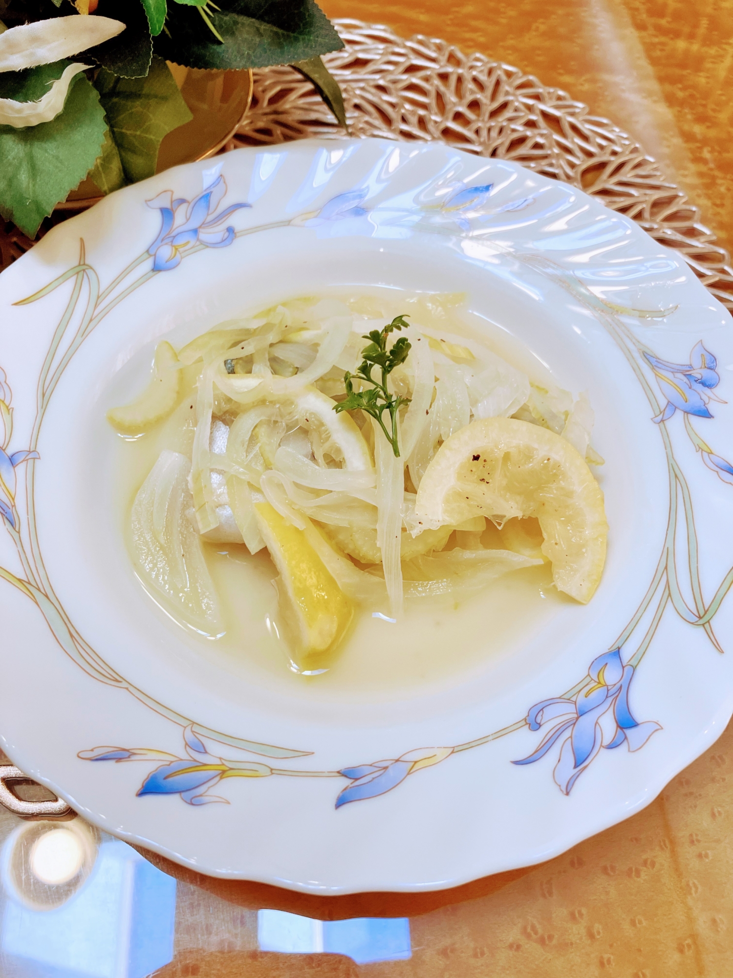 さっぱり爽やか〜鯖のレモン煮〜