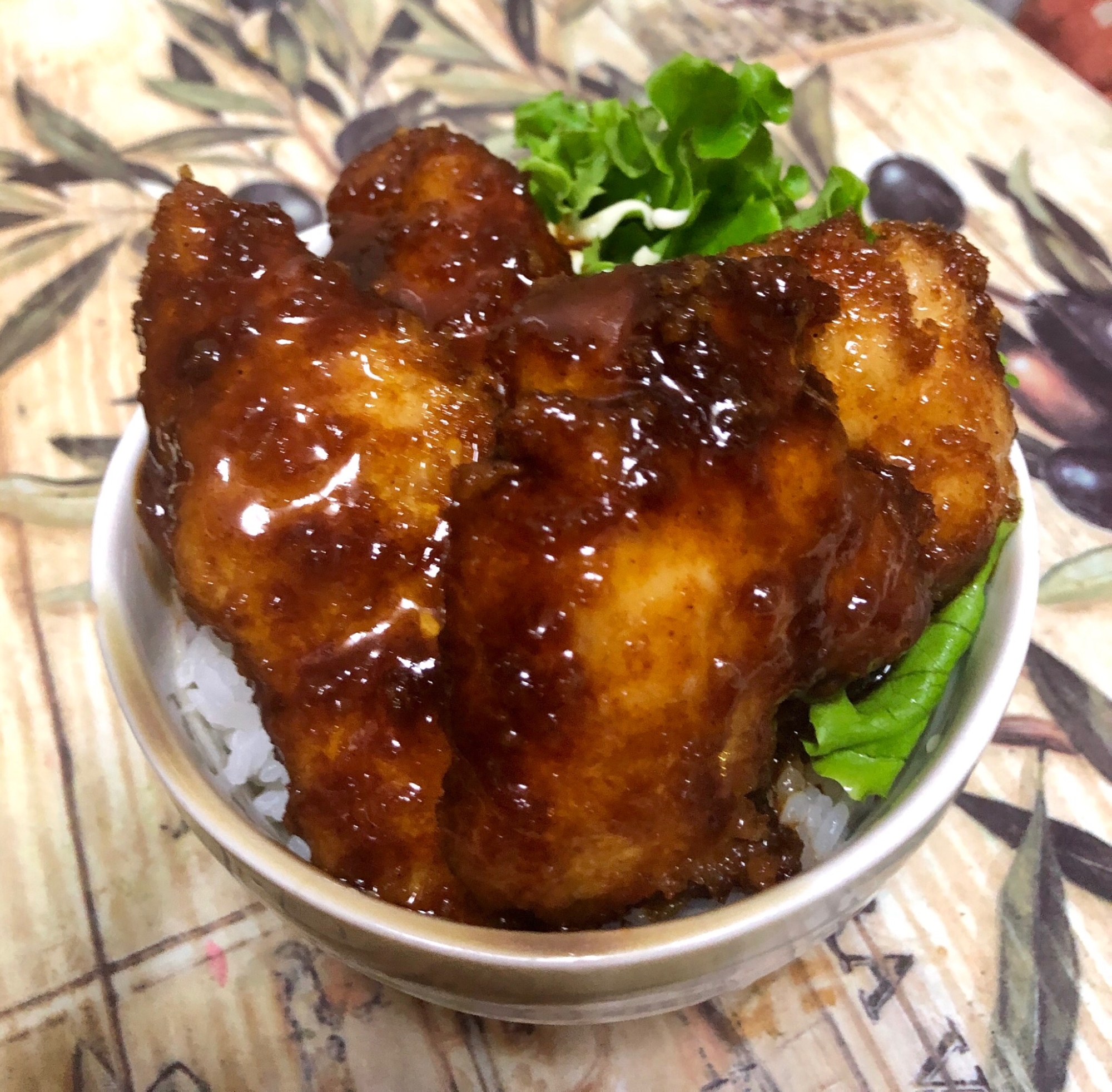 ソースチキンカツ丼