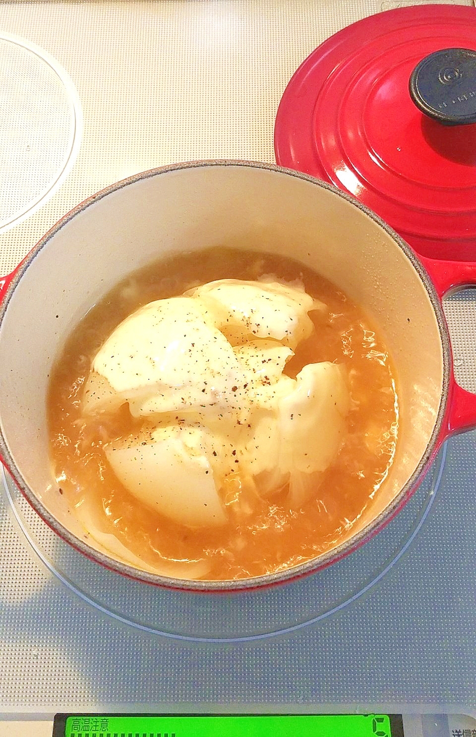 丸ごと新玉ねぎの簡単スープ♪