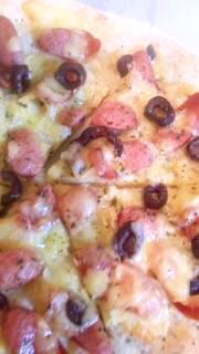 おうちでピザを焼こう 発酵なしの簡単ピザ生地 レシピ 作り方 By Toytoy Saori05 楽天レシピ