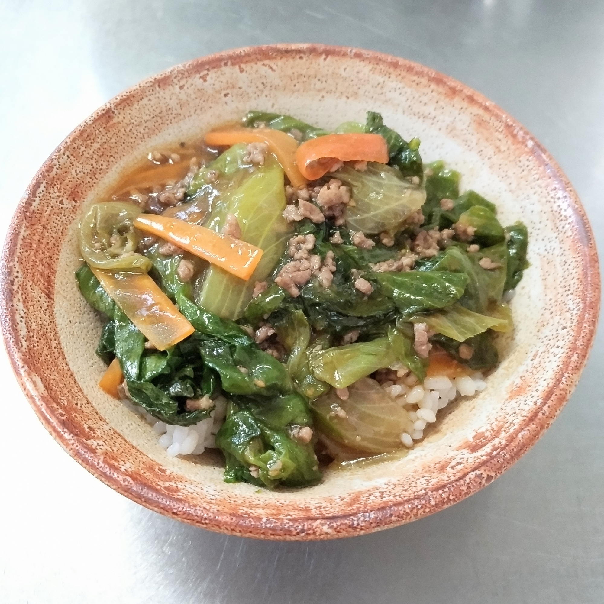 レタスの丼