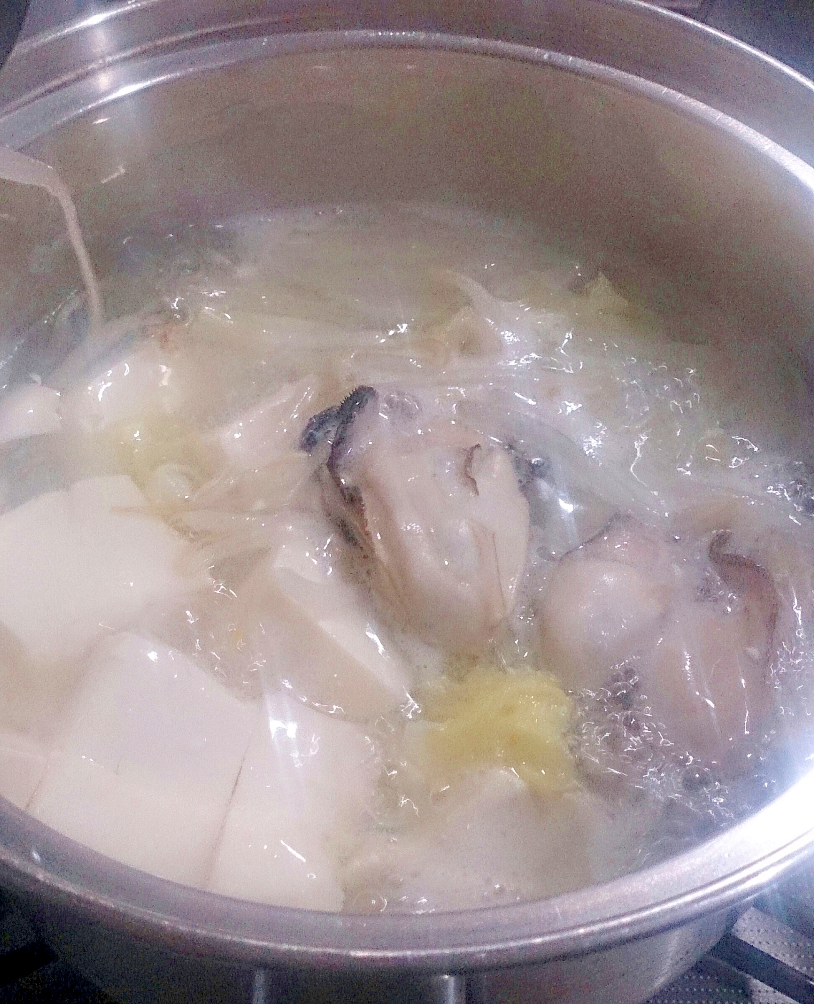 牡蠣の簡単湯豆腐鍋