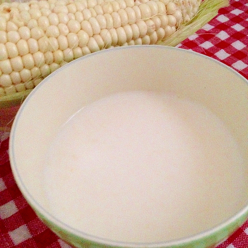 白いとうもろこしの冷製ポタージュ