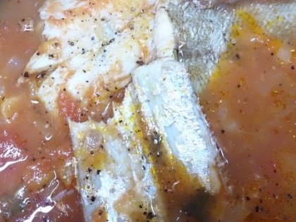 スープを飲み干したい、タチウオのアクアパッツァ