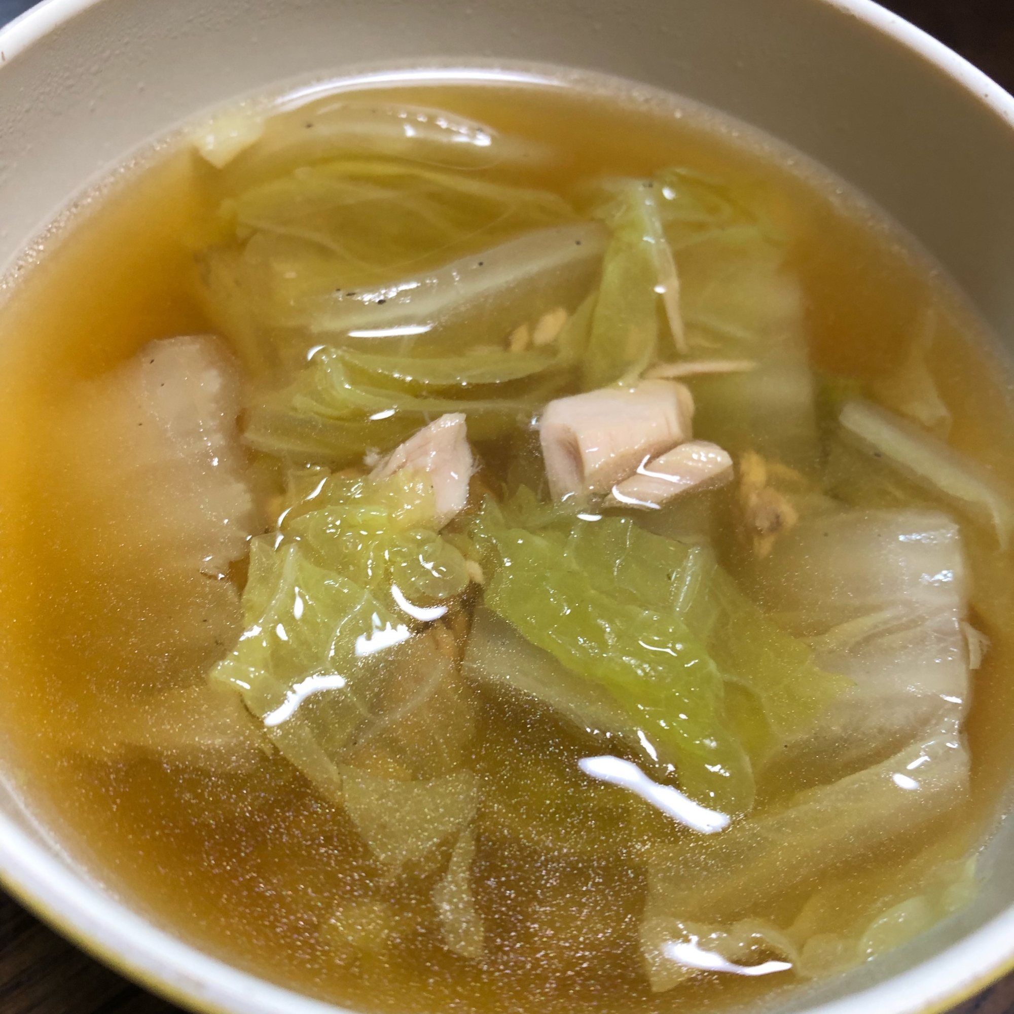 白菜とツナ缶で簡単スープ