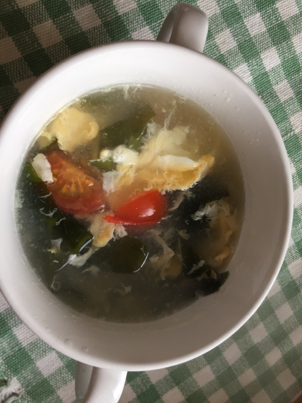 ワカメとトマトのスープ