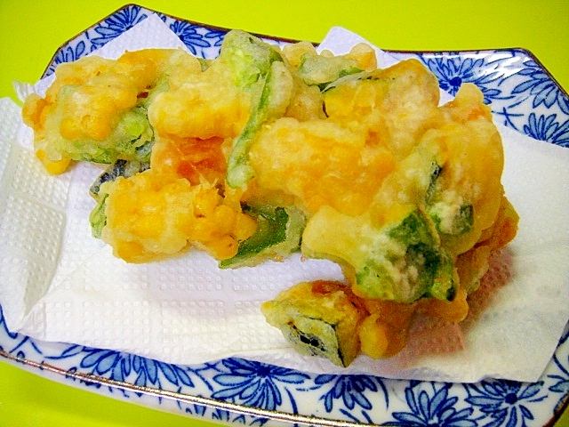 かぼちゃ・とうもろこし・ピーマンの夏野菜かき揚げ