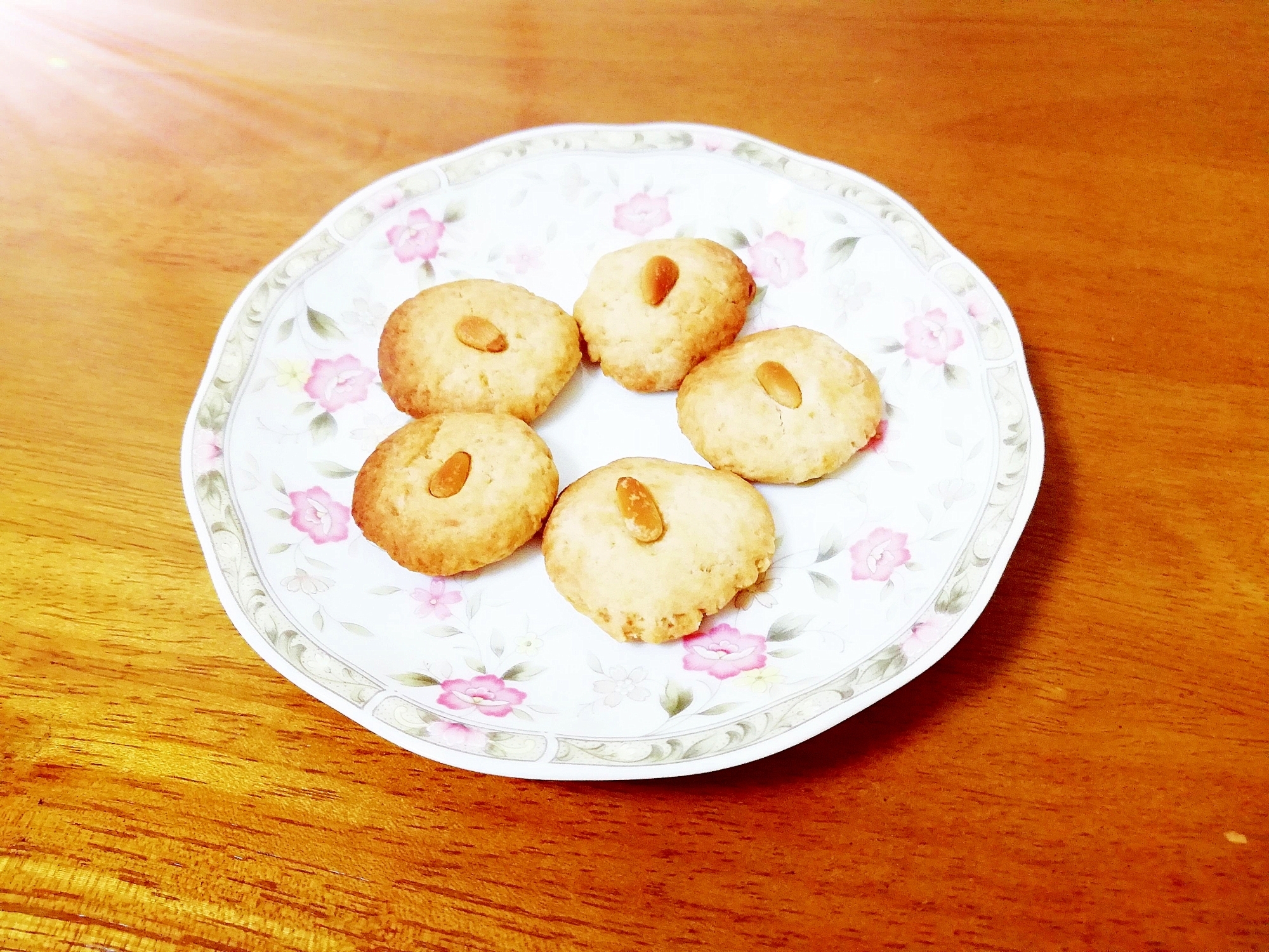 松の実のサクサク豆乳クッキー