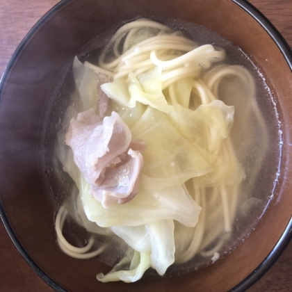 スープを参考にさせていただき、鍋ラーメンを作りました！
とても美味しかったです！またリピします！