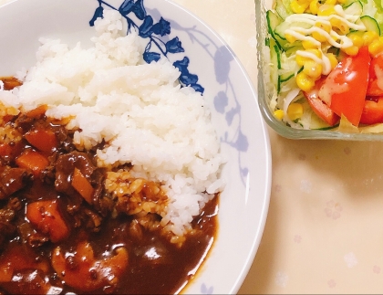 お月見だんごさん♪こんばんは✧˖°牛すじカレー本格的な味わいでとっても美味しいですねෆˎˊ˗˭̴̵̶͈ૣ؎ ˭̴̵̶͈‎٭♡