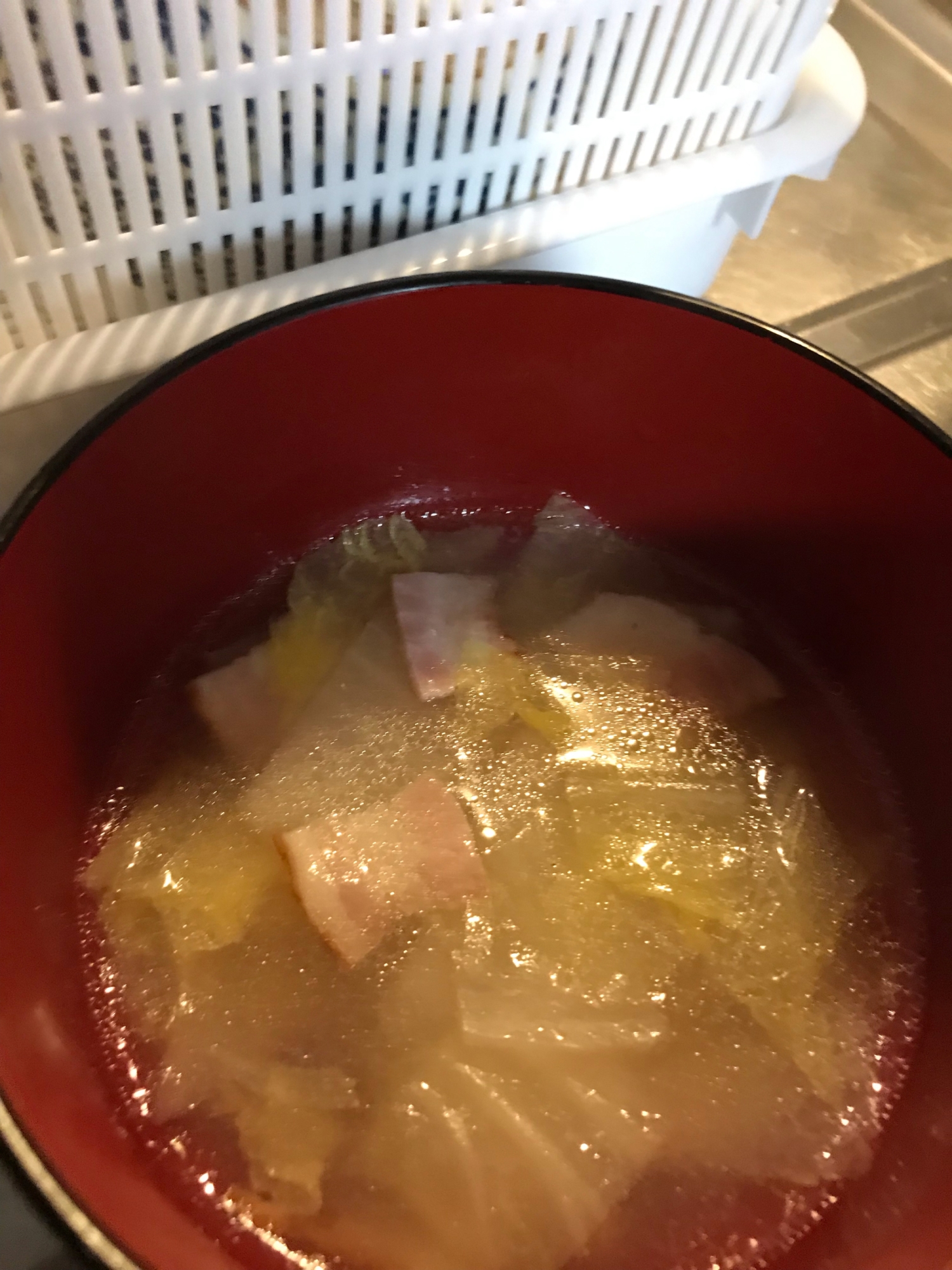 ベーコンと白菜の味覇スープ