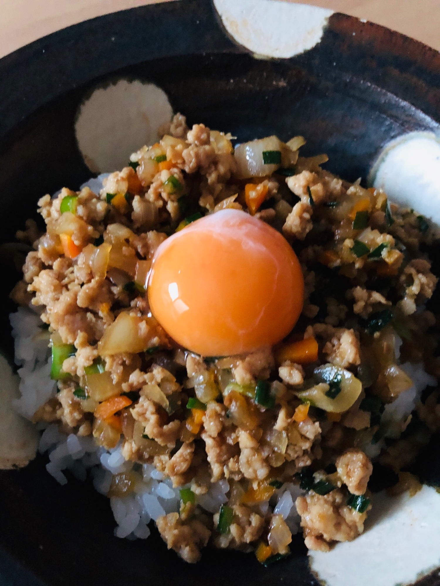 野菜たっぷり和風鶏ミンチ丼